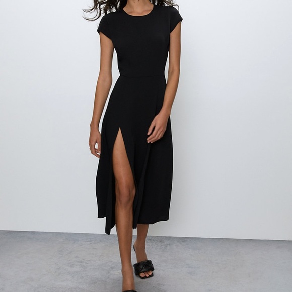 Aritzia Dresses & Skirts - Aritzia Dress